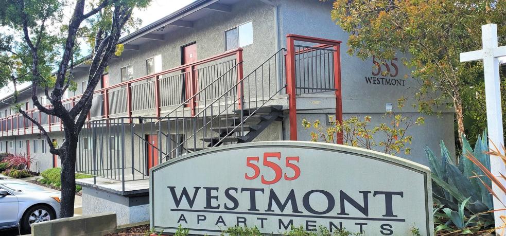 555 Westmont